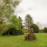 La Roche Cozy Forest Escape Semesterbostad