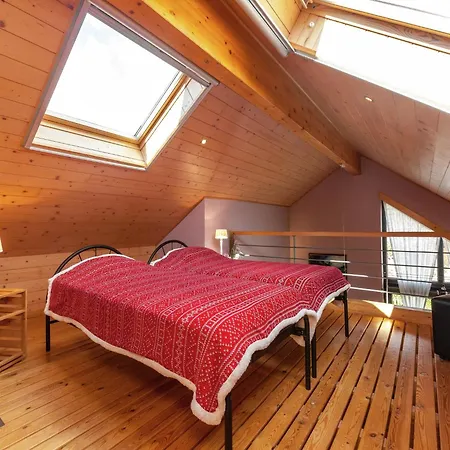 La Roche Cozy Forest Escape *