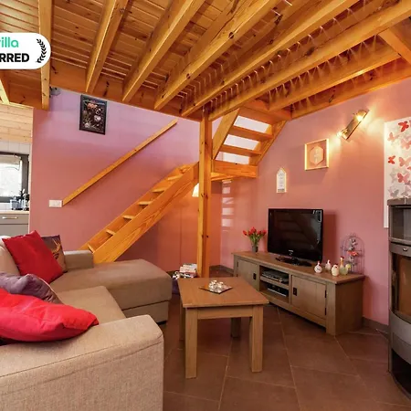 La Roche Cozy Forest Escape Marcouray