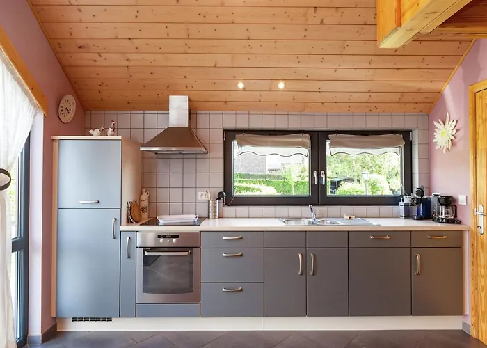 Holiday home La Roche Cozy Forest Escape *