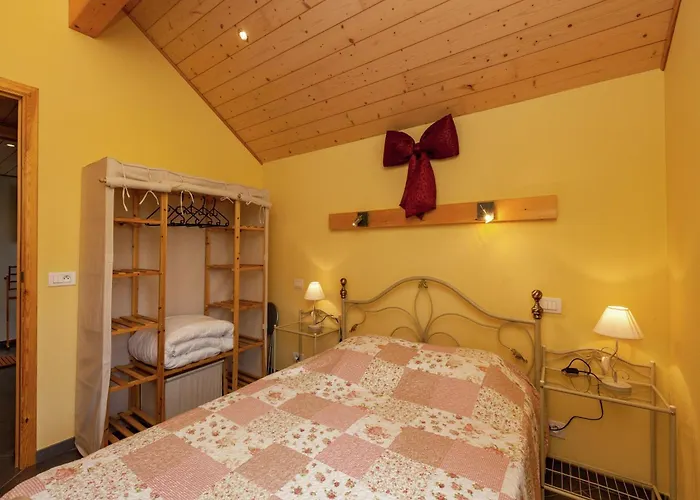 Holiday home La Roche Cozy Forest Escape Marcouray